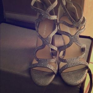 Gorgeous party shoes!